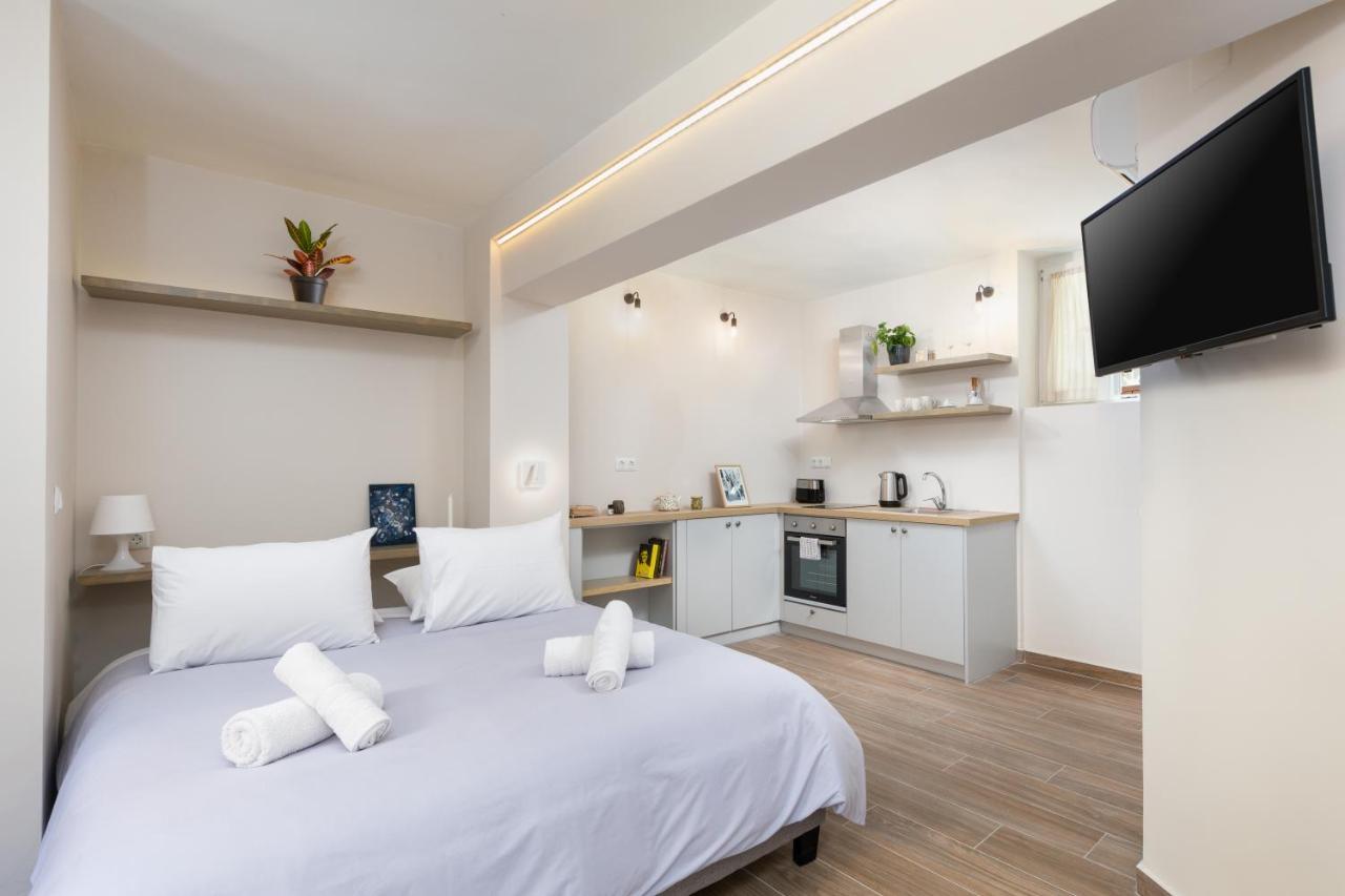 Kamara Old Town Studios Corfu  ภายนอก รูปภาพ